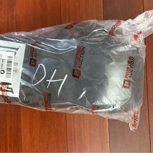 Devin Hanley 1 Boxing Glove